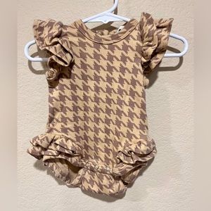 Kate Quinn romper